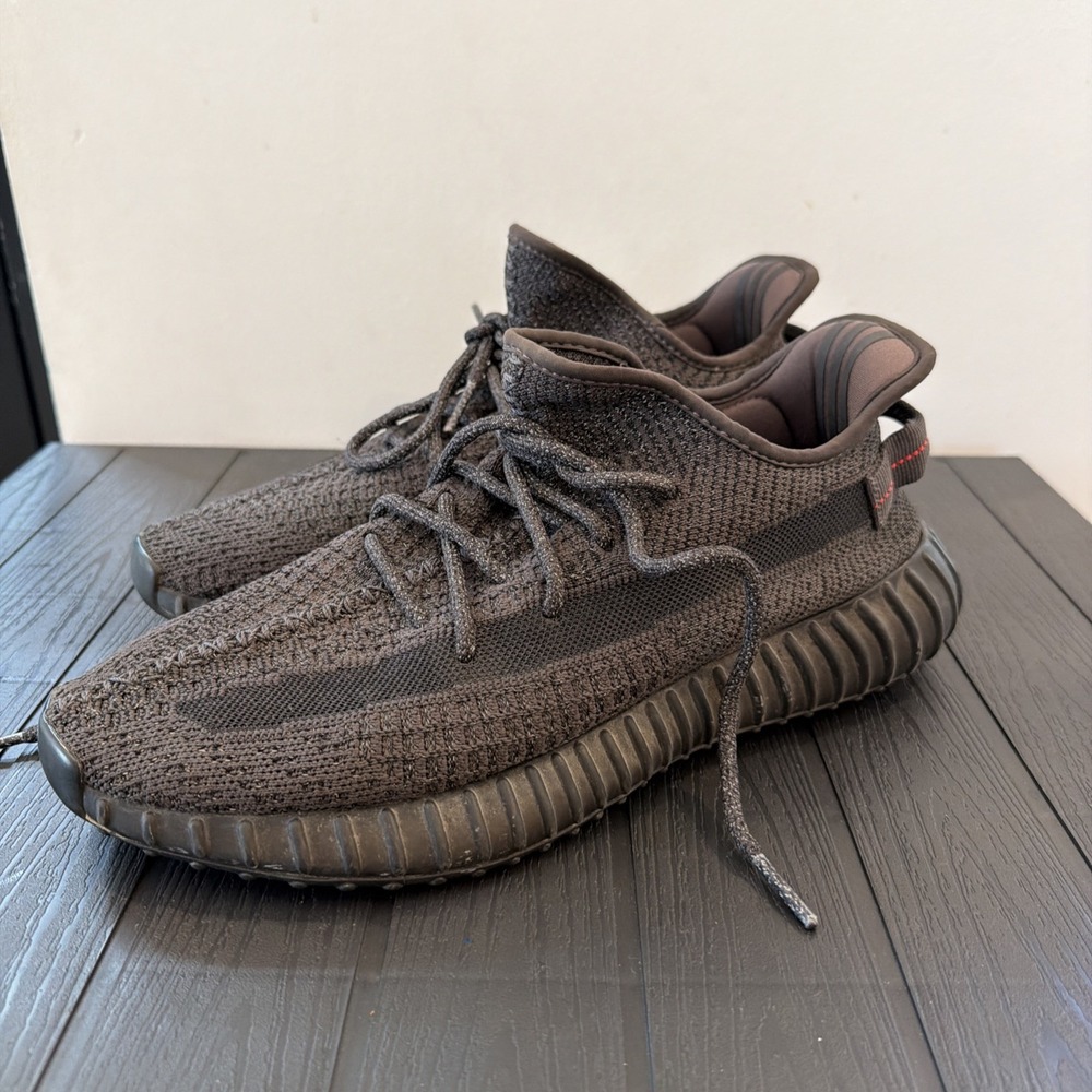 Size 11 - adidas Yeezy Boost 350 V2 Black Reflective